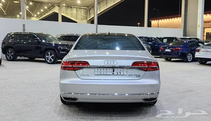 اودي A8 2016 10