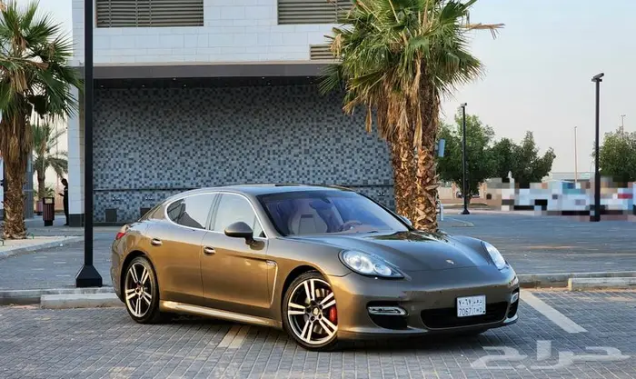 بورش باناميرا تيربو 2010 2