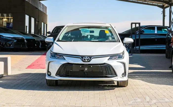 تويوتا كورولا GLI 2025 متوفر جميع الالوان كاش _ اقساط 3