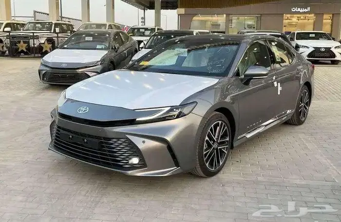 تويوتا كامري جراندي بنزين 2025 1