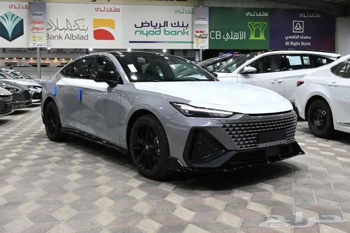 شانجان UNI V2026 1