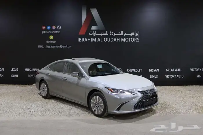 لكزس ES250 AA بنزين 2025 - كاش و أقساط 12