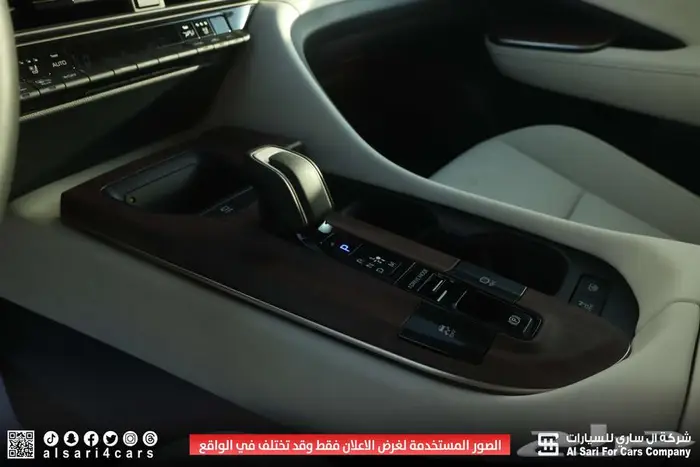 تويوتا كراون ماجيستا 2025 5