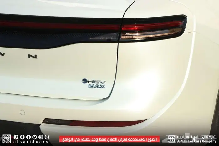 تويوتا كراون ماجيستا 2025 2