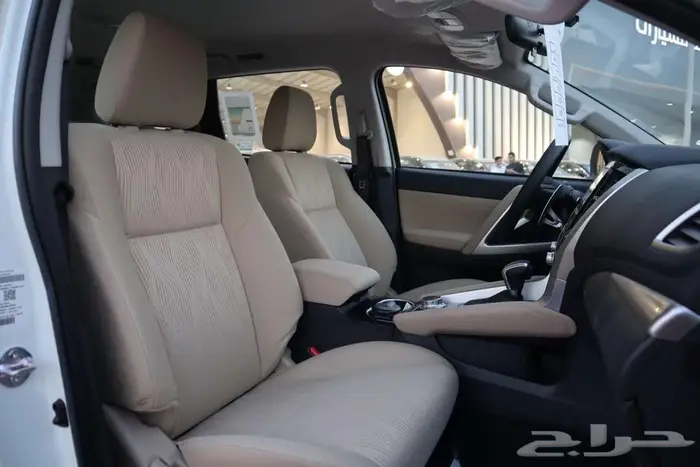 ميتسوبيشي مونتيرو سبورت ستاندر دبل و نص فل 2025 بنزين 11