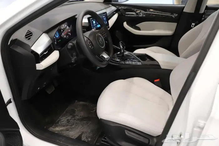 ام جي 5 ستاندر 2025 الشكل الجديد الكاش وا قساط 10