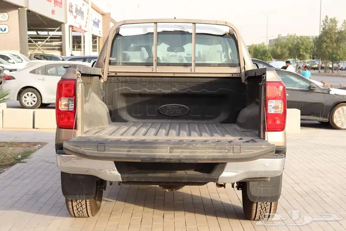 فورد رينجر XLT غمارتين دفلك بصمة 2023 بافضل سعر تصفية الكمية 10