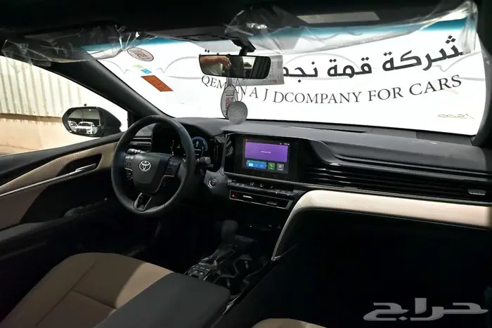 تويوتا كامري E بلس هايبرد فتحة تماتيك 2025 7