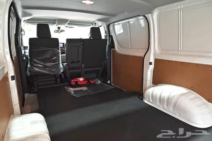 تويوتا باص هايس فان بضاعة سقف واطي قير عادي بنزين 2026 10