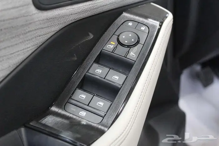 نيسان اكس تريل ابيض 2025 بدون دبل 7