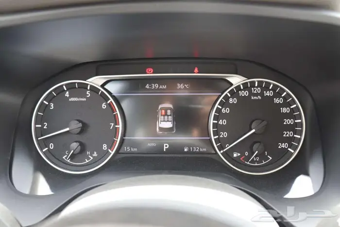 اكس تريل 2025 ستاندر 5 مقاعد اقل سعر بالمملكة توفركل الالوان 3