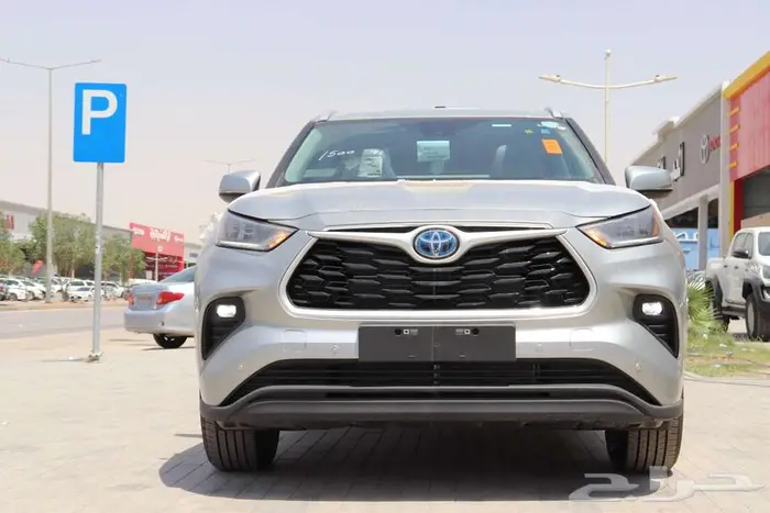 تويوتا هايلندر 2025 كل الفئات اقل سعر كاش واقساط 3