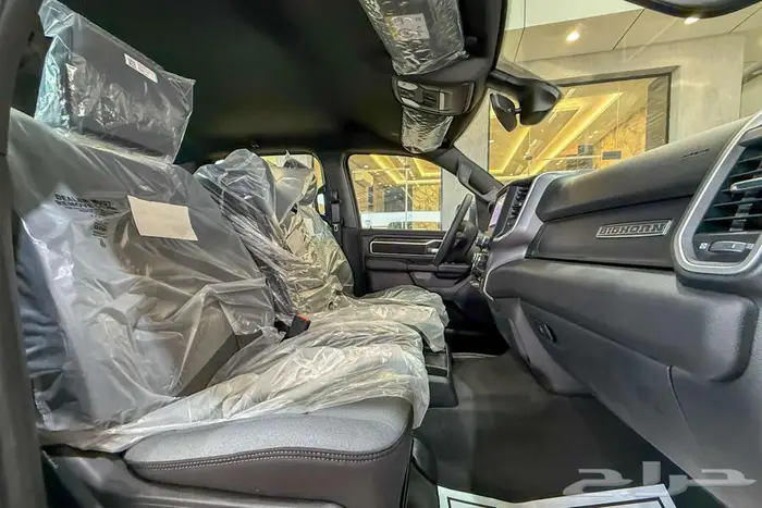 دودج رام BIGHORN 2023 ابيض سعودي 5