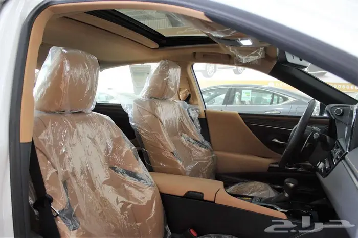 لكزس - ES 300 - BH - نص فل - خليجي - 2025 - السعر 189900 16