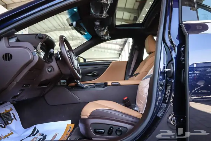 لكزس ES250 موديل 2021 ممشي قليل 11