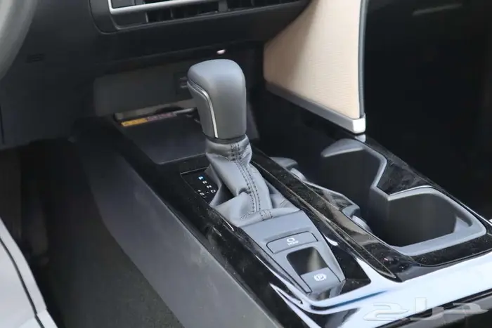 تويوتا كامري 2025 بنزين (عروض اقل الاسعار) 11