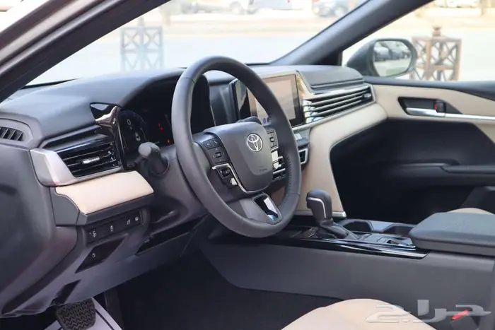 تويوتا كامري 2025 بنزين (عروض اقل الاسعار) 15