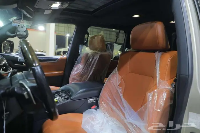 جيب لكزس LX570موديل 2017 فل كامل 16