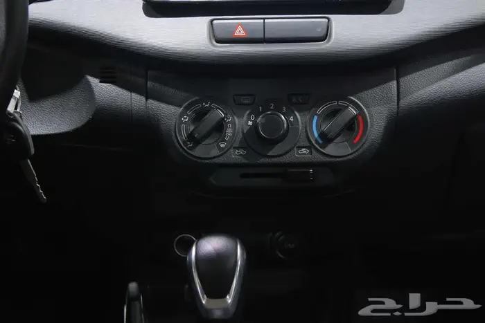 سزوكي ارتيجا 12