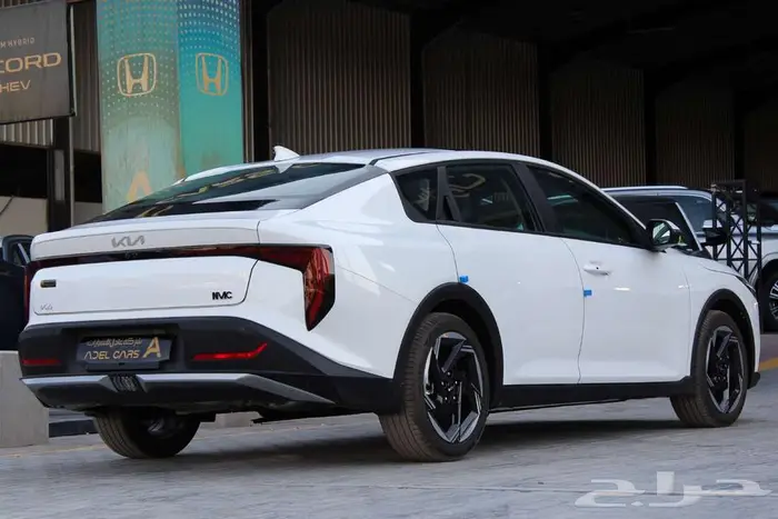 سعر يمسح عروض المنافسين كيا K4 2026 1.6 4