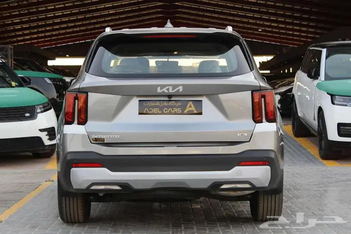 فرصة العمر لإمتلاك سيارة كيا سورنتو 2025 هايبرد عروض مميزة 5