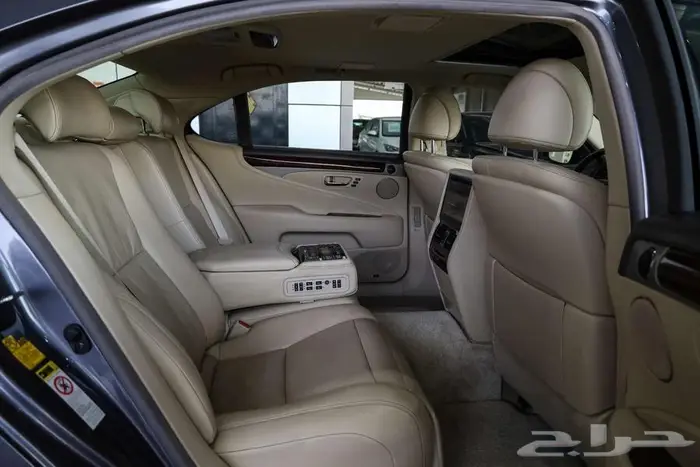 لكزس LS 460 لارج موديل 2013 فل كامل 9