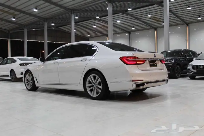 بي ام دبليو BMW 740Li 2016 3