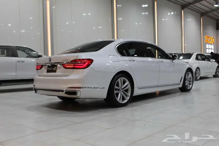 بي ام دبليو BMW 740Li 2016 4