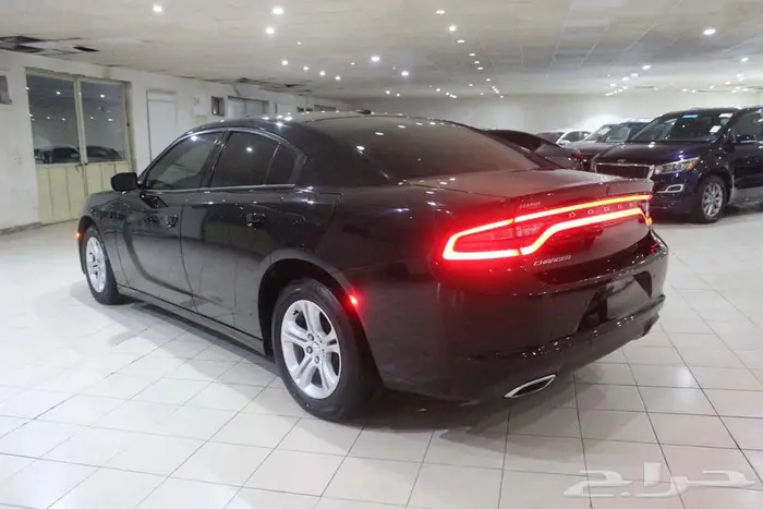 دودج تشارجر 2020 اسود بطاقة جمركية 10