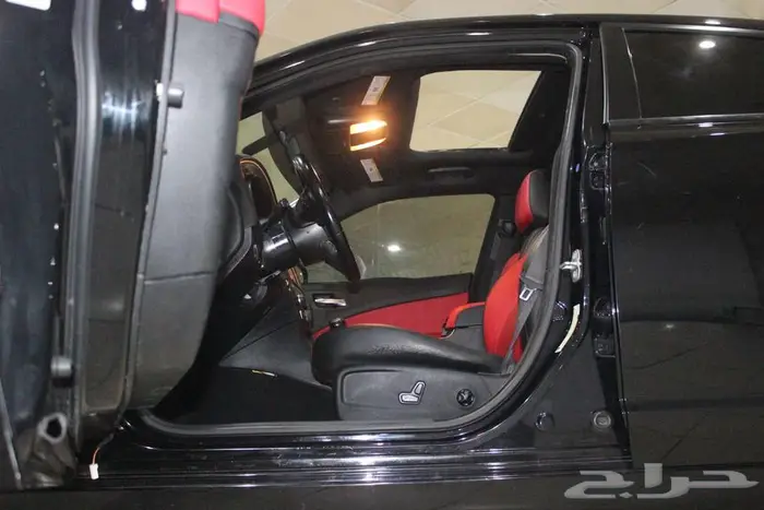 دودج تشارجر 2020 اسود بطاقة جمركية 49