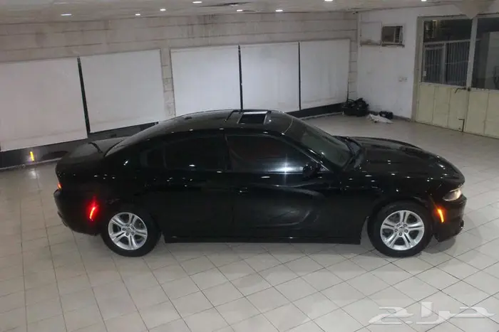 دودج تشارجر 2020 اسود بطاقة جمركية 63