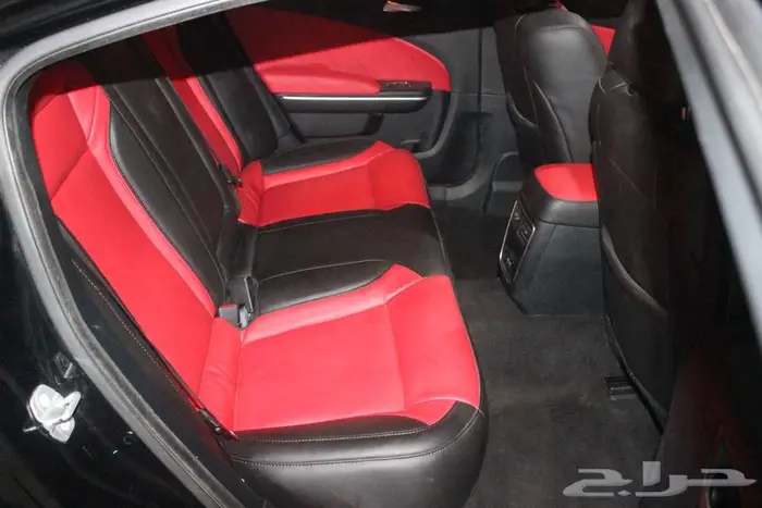 دودج تشارجر 2020 اسود بطاقة جمركية 44