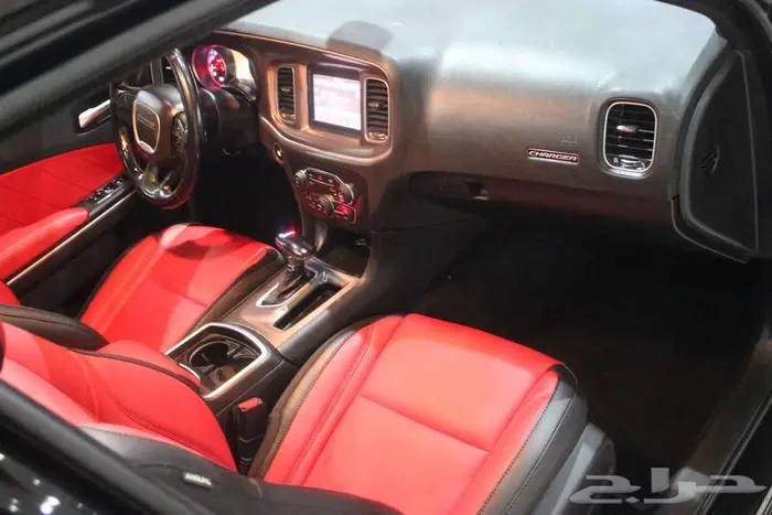 دودج تشارجر 2020 اسود بطاقة جمركية 64