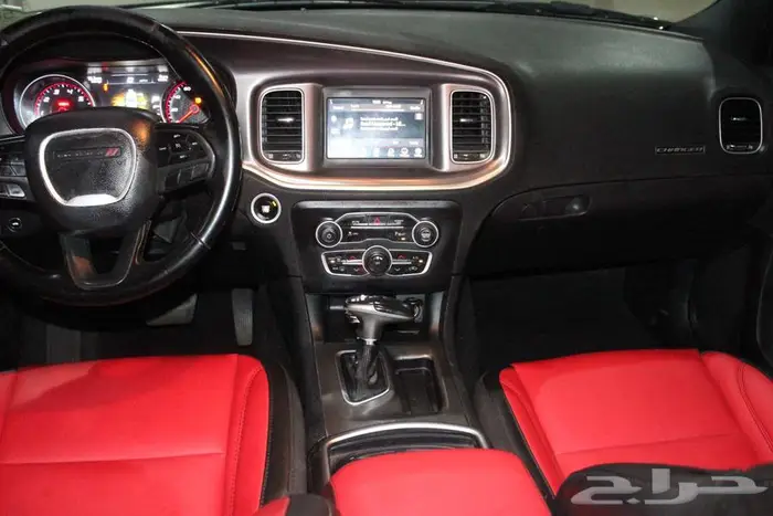 دودج تشارجر 2020 اسود بطاقة جمركية 37