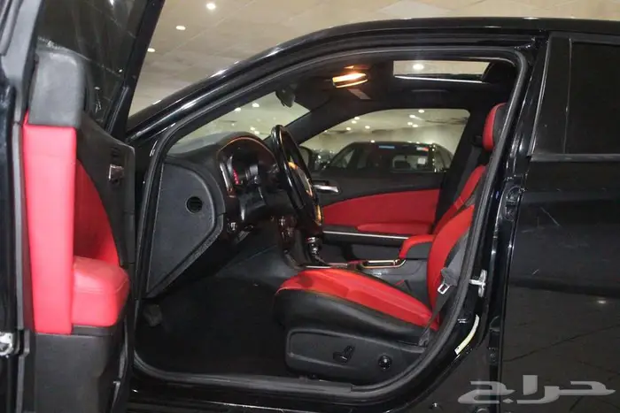 دودج تشارجر 2020 اسود بطاقة جمركية 69