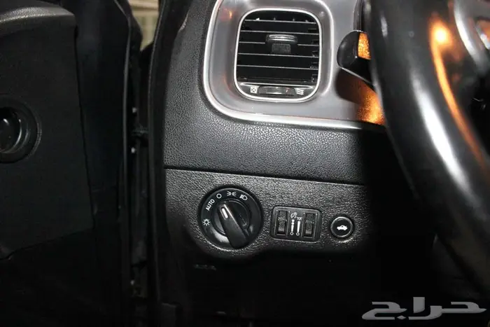 دودج تشارجر 2020 اسود بطاقة جمركية 67