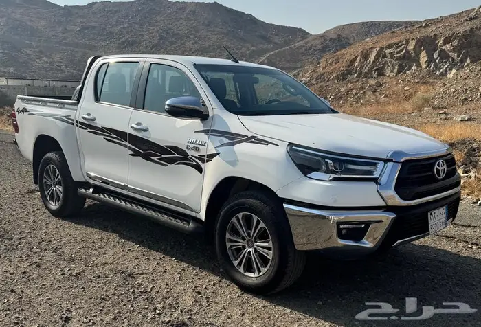 هايلكس 2022 ديزل دبل 4