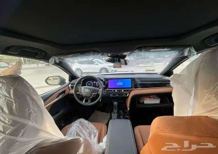 تويوتا كامري جراندي بنزين 2025 9