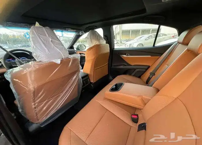 تويوتا كامري جراندي بنزين 2025 15