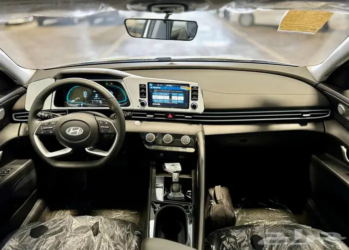 هيونداي النترا كومفورت 2025 - فاتورة ضريبية - كاش وتمويل 28