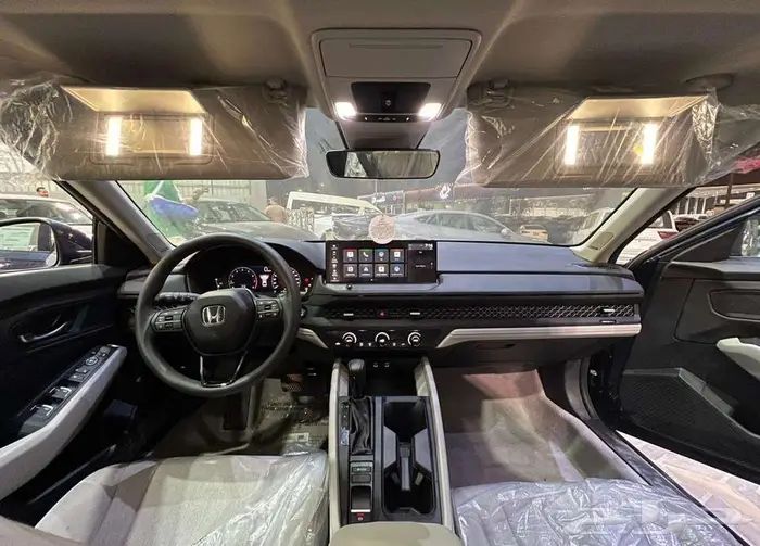 هوندا اكورد EX نص فل 2025 8