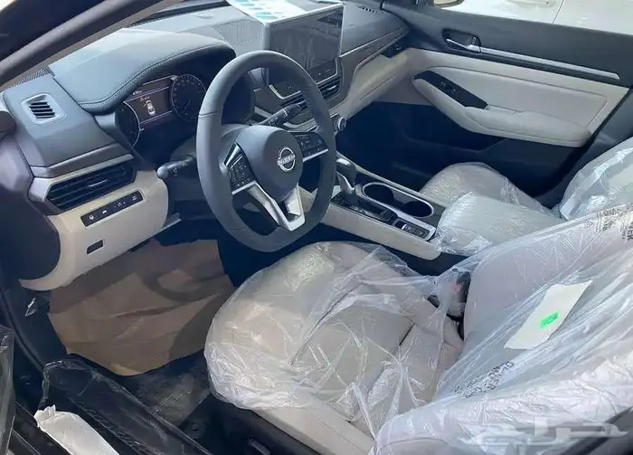 نيسان التيما نص فل SV موديل 2026 16