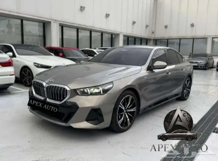 BMW 530 i xDrive mkit دفع رباعي 2025 عرض نادر 0