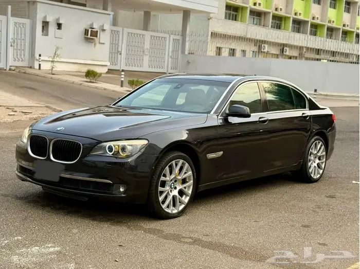 للبيع BMW 740 Li نظيف جدا 2012 فل كامل مصين جاهز 25
