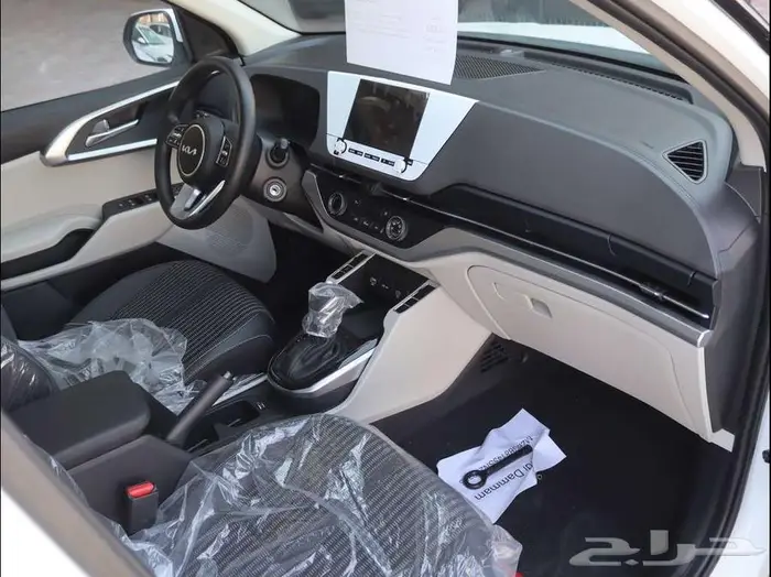 كيا كارينز GL 8