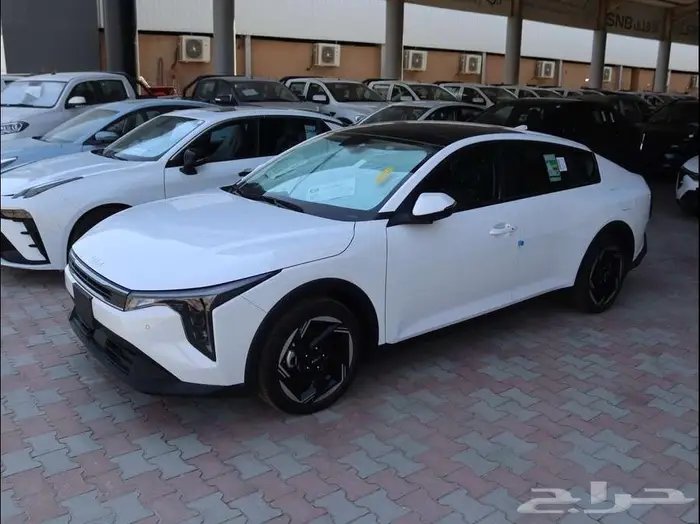 كيا k4 Gls 2026 3