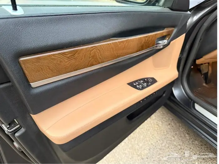للبيع BMW 740 Li نظيف جدا 2012 فل كامل مصين جاهز 13