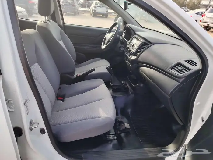 متسوبيشي غمارتين بنزين بدون دبل 2019 1