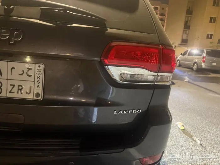 جيب جراند شوروكي 2014 للبيع نظيف 4