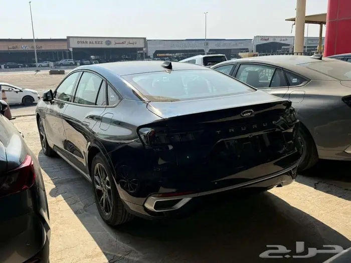 فورد تورس ترند نص الفل لون اسود 2026 صيانة مجانية 13
